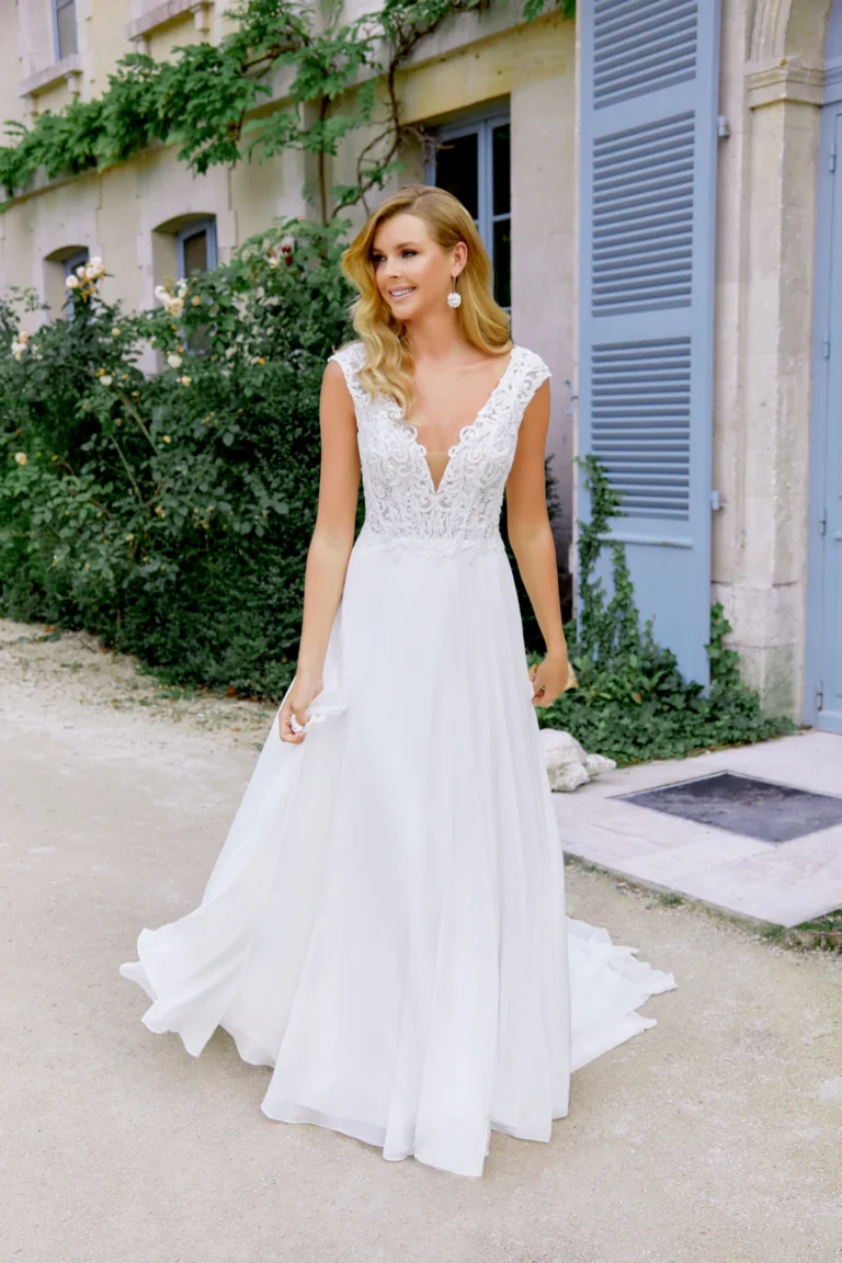 Sincerity Bridal 44532